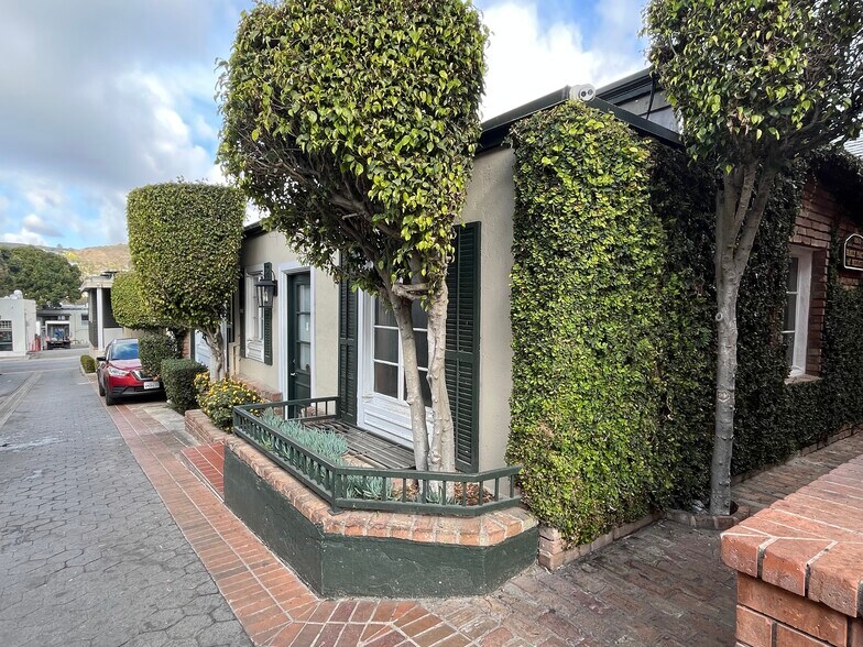 More Photos Of 265 Laguna Ave, Laguna Beach Medical For Lease