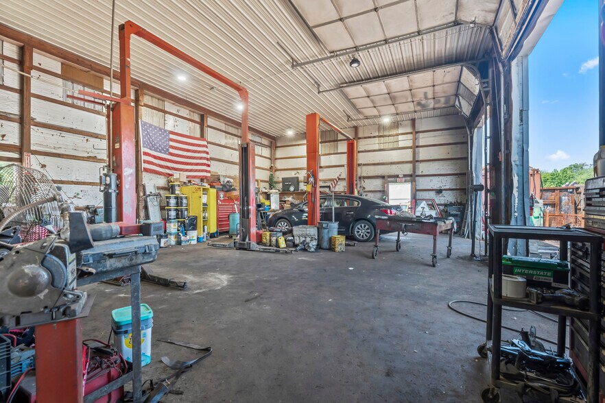 More Photos Of 528 Cerrina Dr, Jackson Industrial For Sale
