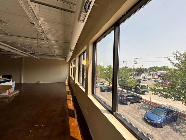 More Photos Of 5901 Dempster St, Morton Grove Office For Sale
