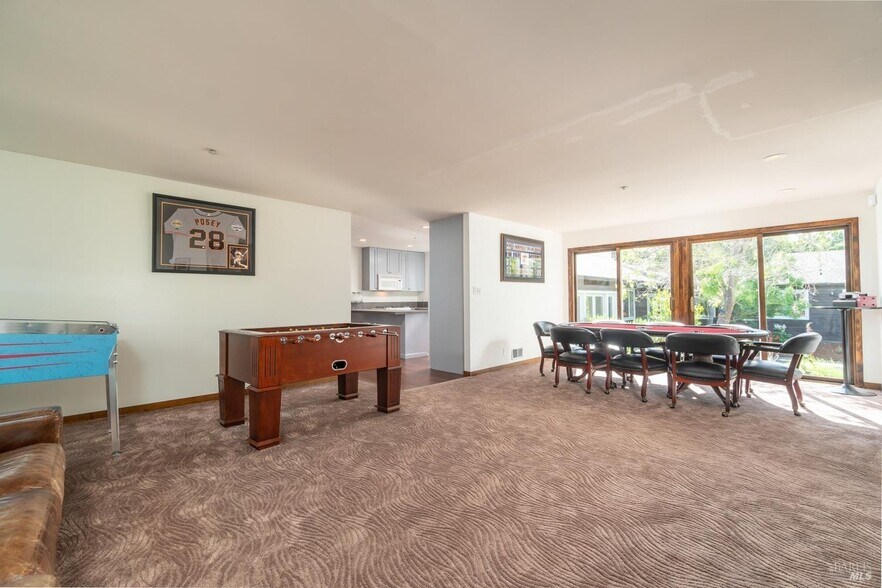 More Photos Of 8 Circle Rd, San Rafael Specialty For Sale