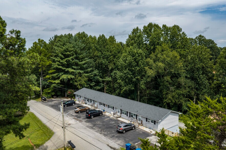 More Photos Of 210 Longview Ave, Jonesborough Apartments For Sale