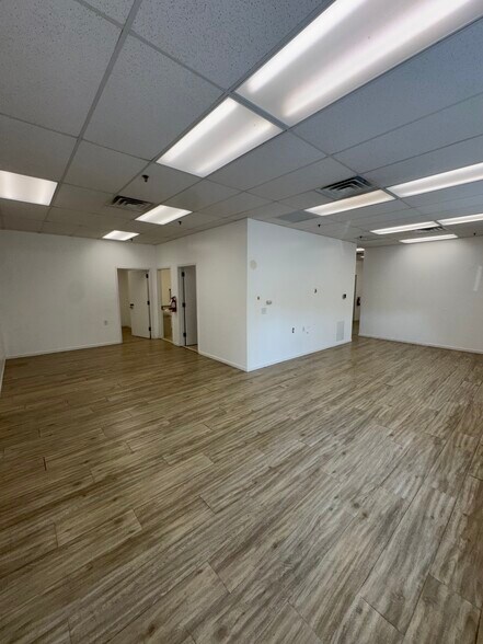 More Photos Of 240 Humphrey St, Englewood Warehouse For Lease