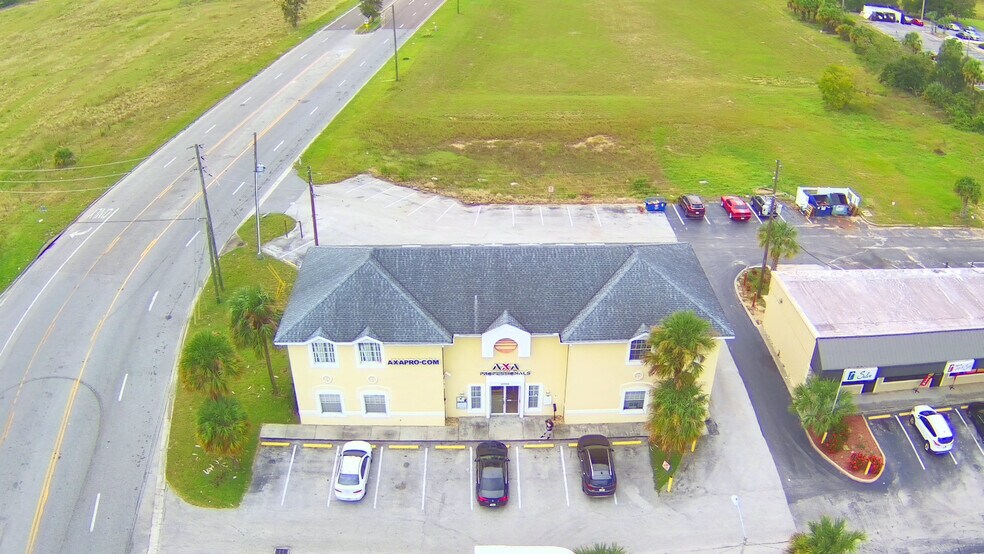 More Photos Of 43344 Highway 27, Davenport Coworking Space