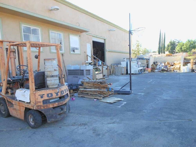 More Photos Of 9456 Roberds St, Rancho Cucamonga Freestanding For Sale