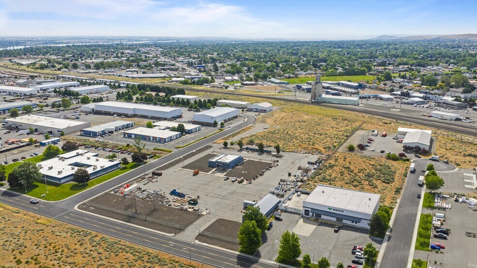 More Photos Of 480 N Roosevelt St, Kennewick Land For Sale