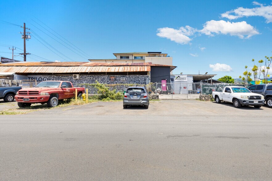 More Photos Of 901 Lehua Ave, Pearl City Auto Repair For Sale