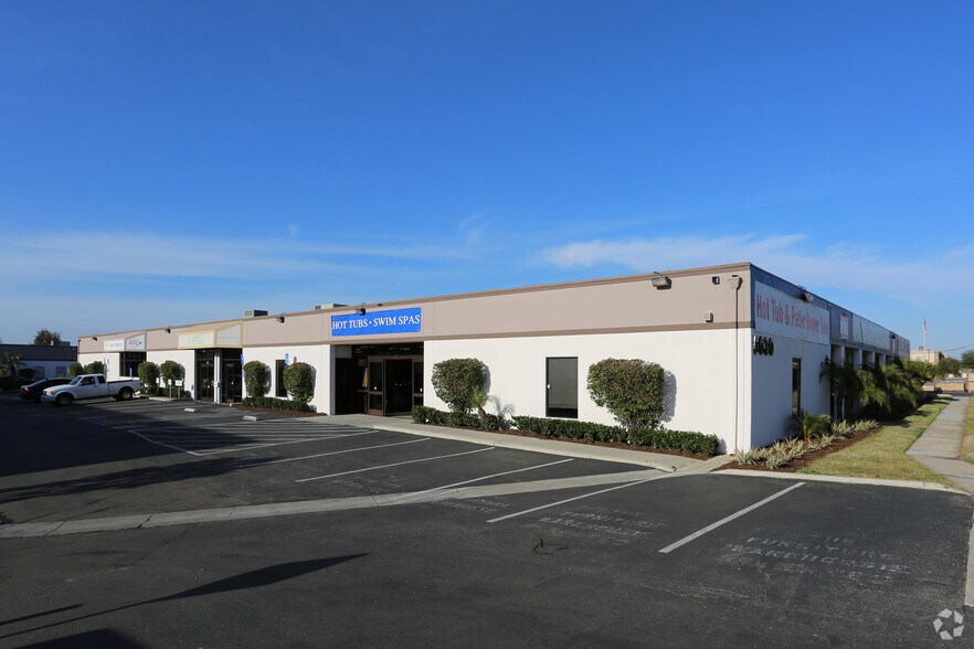 More Photos Of 5630 Kearny Mesa Rd, San Diego Light Manufacturing For Lease