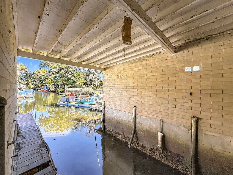 More Photos Of 421 NW 14th Pl, Crystal River Multifamily For Sale