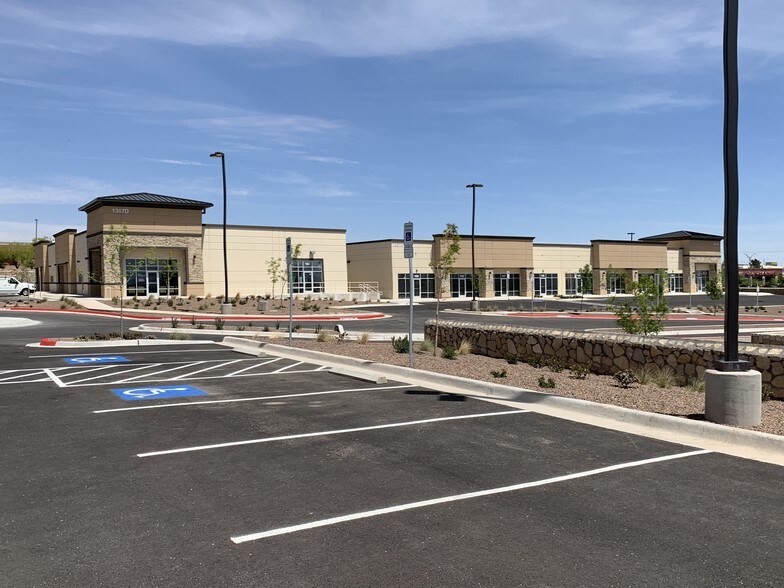 More Photos Of 1387 George Dieter Dr, El Paso Medical For Lease