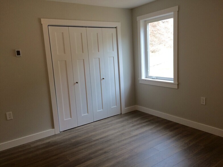 More Photos Of 1505 NW 10th Ave, Camas Multifamily For Sale