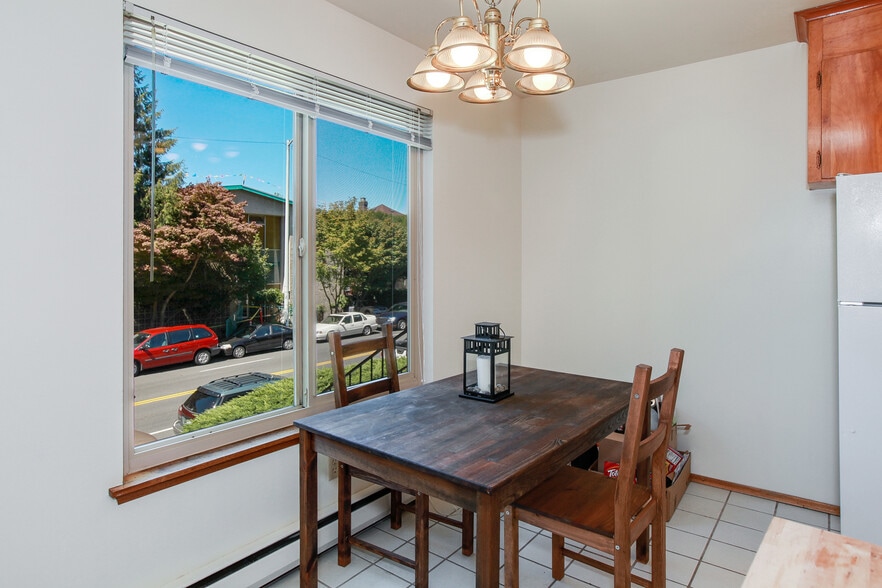 More Photos Of 5030 15th Ave NE, Seattle Apartments For Sale