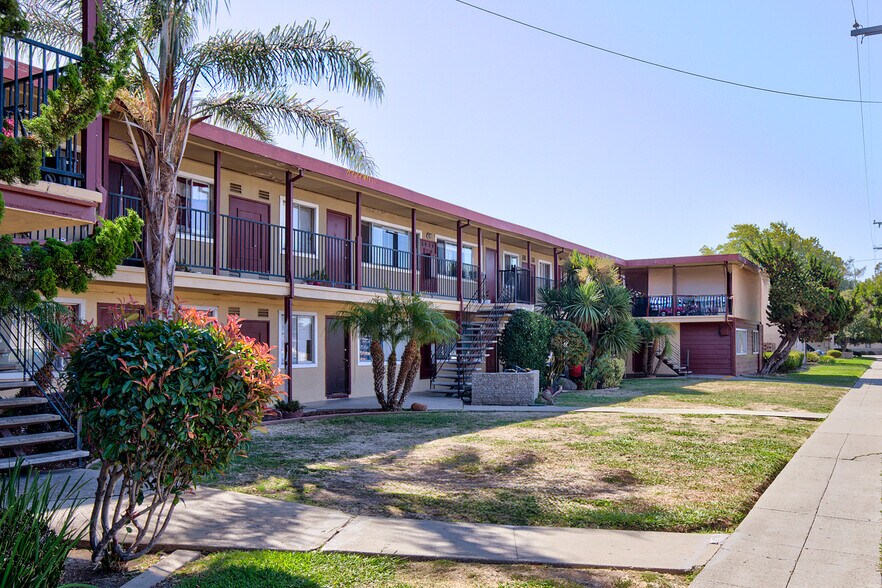 More Photos Of 5424 Saint Mark Ave, Newark Apartments For Sale
