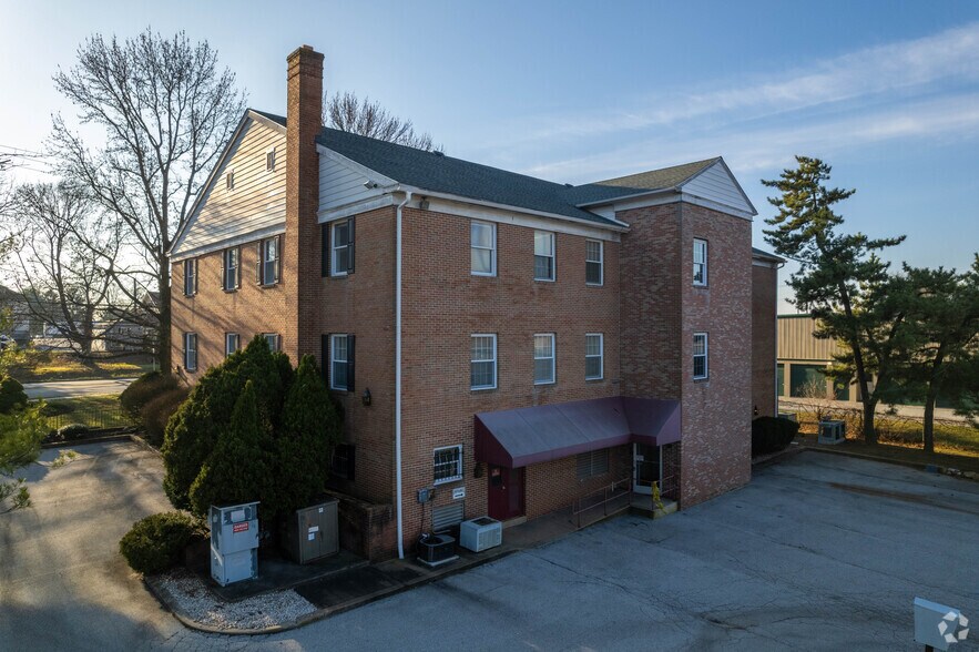 More Photos Of 825 Paoli Pike, West Chester Office For Lease