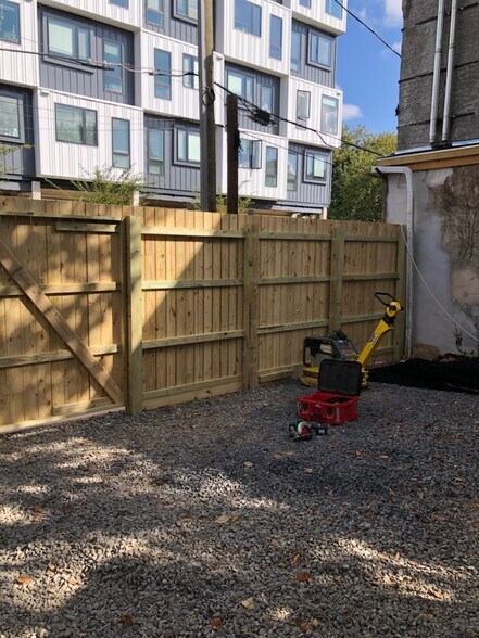 More Photos Of 2124-2132 E Arizona St, Philadelphia Warehouse For Sale