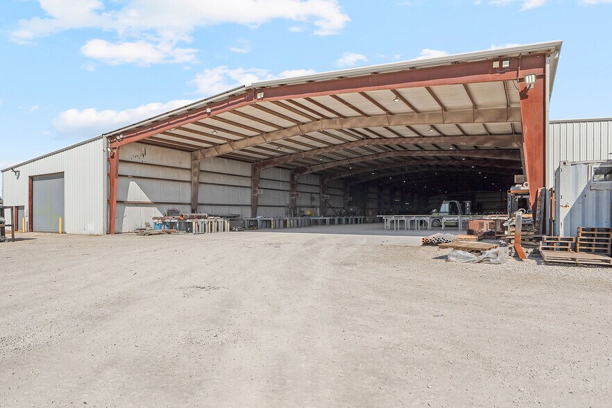 More Photos Of 29315 Highway Blvd, Katy Manufacturing For Sale