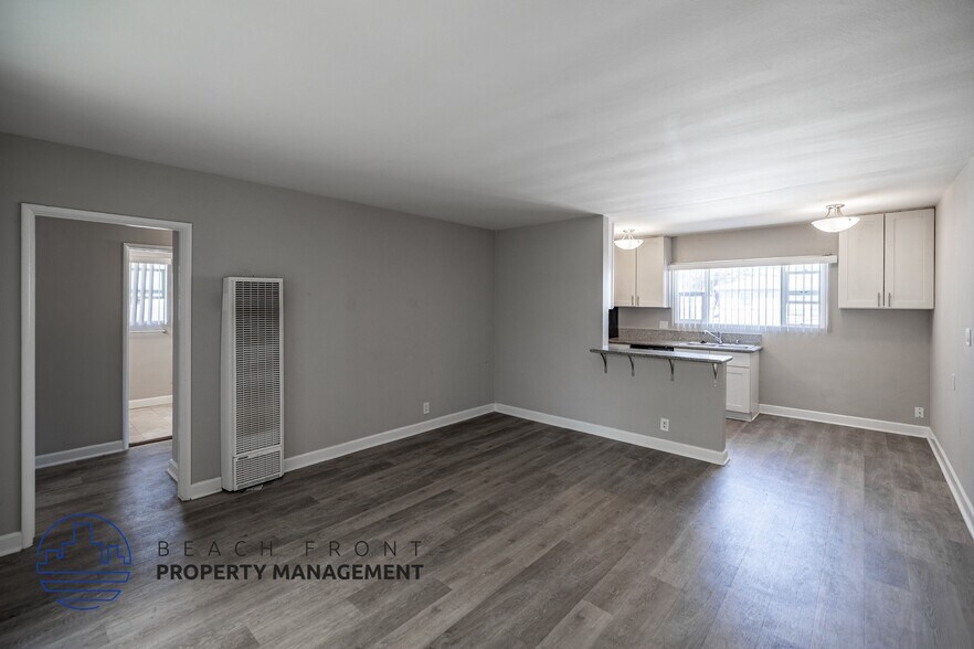 More Photos Of 125 Ximeno Ave, Long Beach Apartments For Sale
