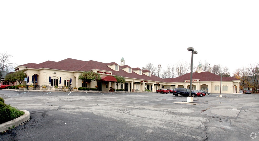 Primary Photo Of 160-180 E Carmel Dr, Carmel Storefront For Lease