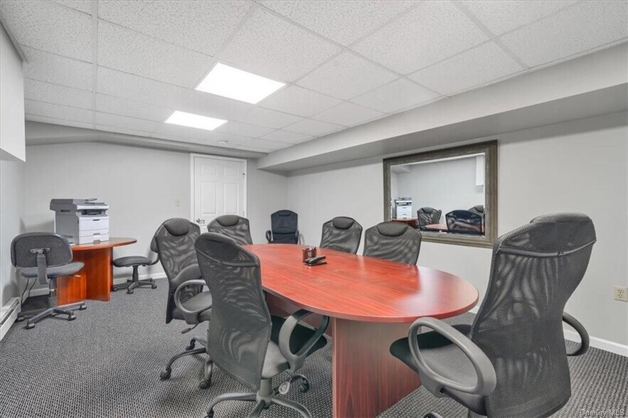 More Photos Of 2679 Route 17M, Goshen Medical For Lease