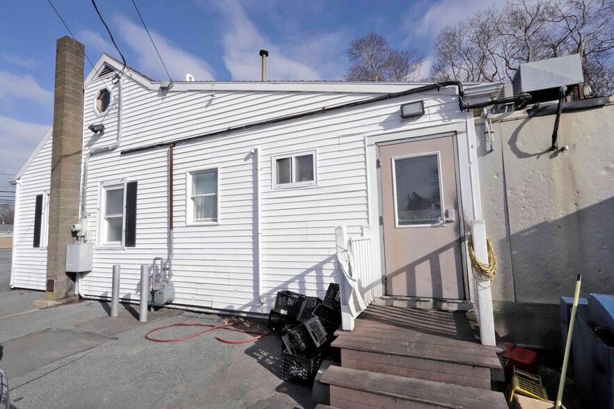 More Photos Of 116 Sconticut Neck Rd, Fairhaven Industrial For Sale