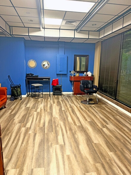 More Photos Of 924 Montclair Rd, Birmingham Medical For Sale