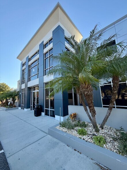 Primary Photo Of 5402 W Laurel St, Tampa Loft Creative Space For Sale