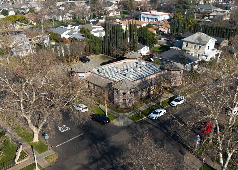 More Photos Of 849-885 W 18th St, Merced Office For Sale