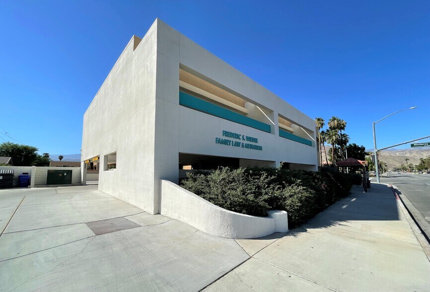 More Photos Of 44100 Monterey Ave, Palm Desert Office For Lease