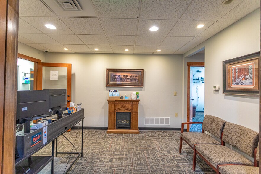 More Photos Of 20 Four Mile Dr, Kalispell Medical For Sale