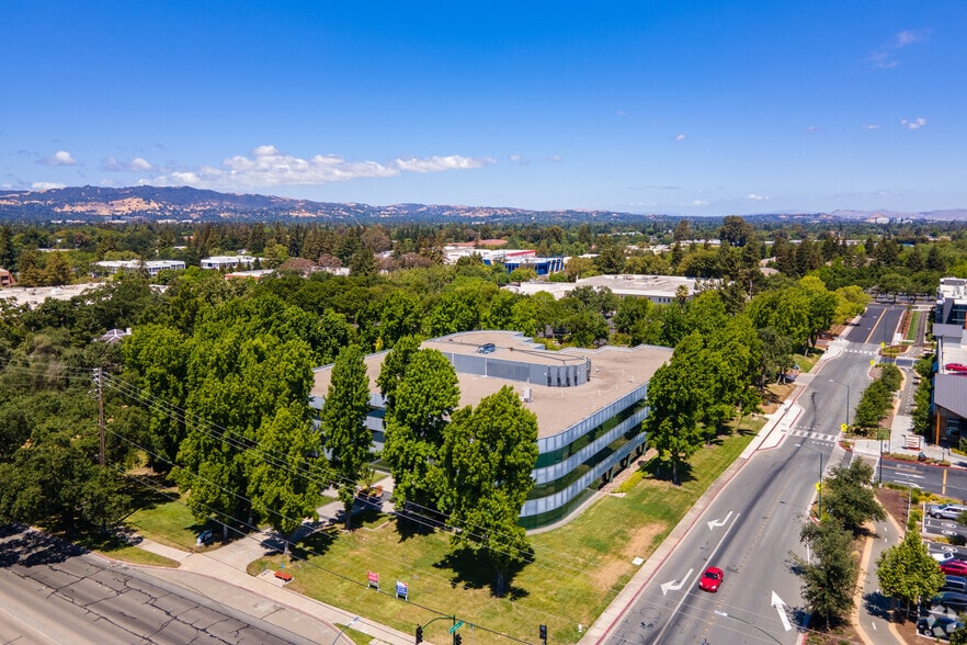 More Photos Of 2700 Ygnacio Valley Rd, Walnut Creek Medical For Lease