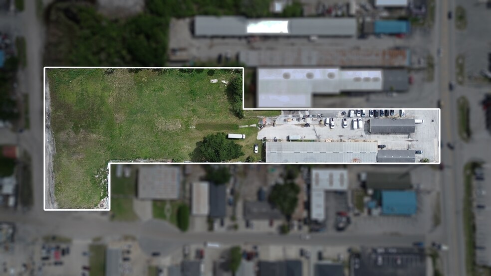 More Photos Of 1602 Combee Rd, Lakeland Warehouse For Lease
