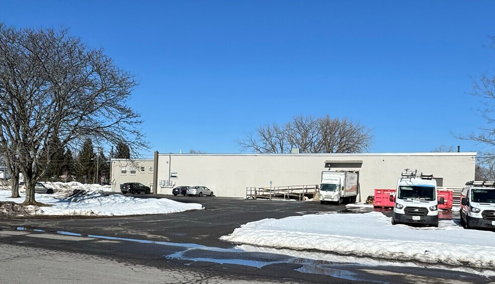 Primary Photo Of 42 Karner Rd, Albany Flex For Lease
