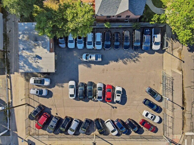 More Photos Of 4350 W Colfax Ave, Denver Auto Dealership For Sale
