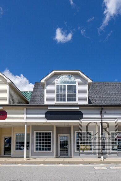 More Photos Of 942 Route 376, Wappingers Falls Unknown For Lease