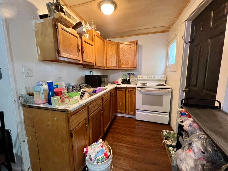 More Photos Of 2502 Pine Ave, Mattoon Apartments For Sale