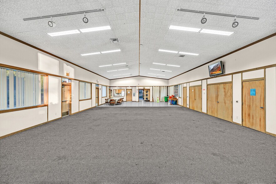 More Photos Of 35660 Cedar Blvd, Newark Religious Facility For Sale