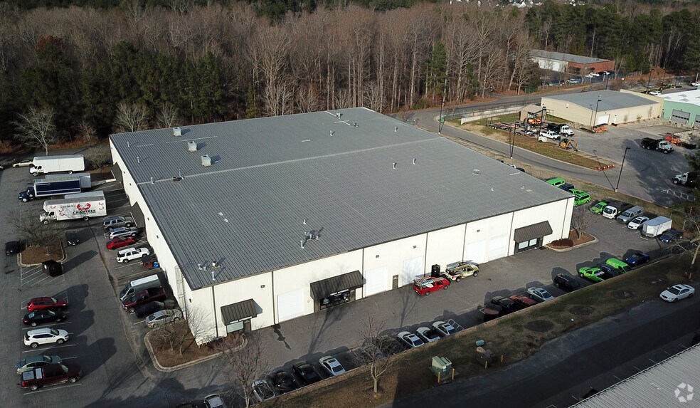 More Photos Of 3216 Spottswood St, Raleigh Warehouse For Lease