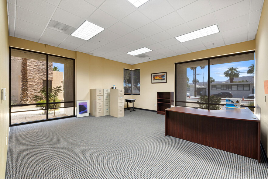 More Photos Of 550 S Paseo Dorotea, Palm Springs Medical For Sale
