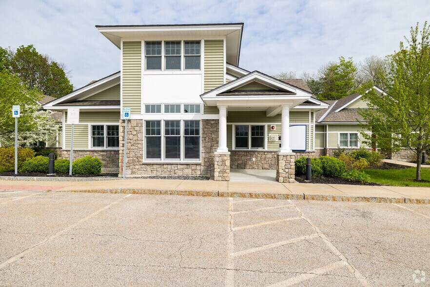 More Photos Of 245 Rochester Hill Rd, Rochester Office For Sale