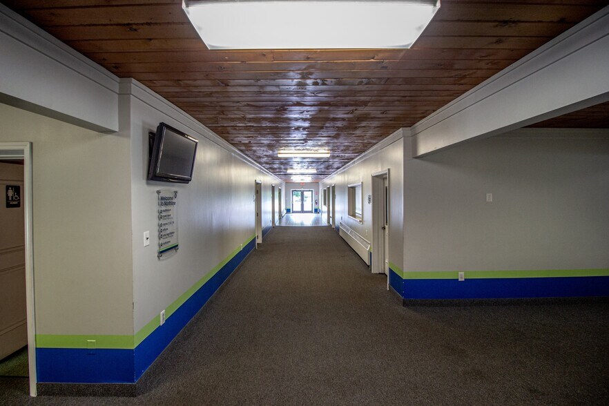 More Photos Of 23696 Northline Rd, Taylor Religious Facility For Sale