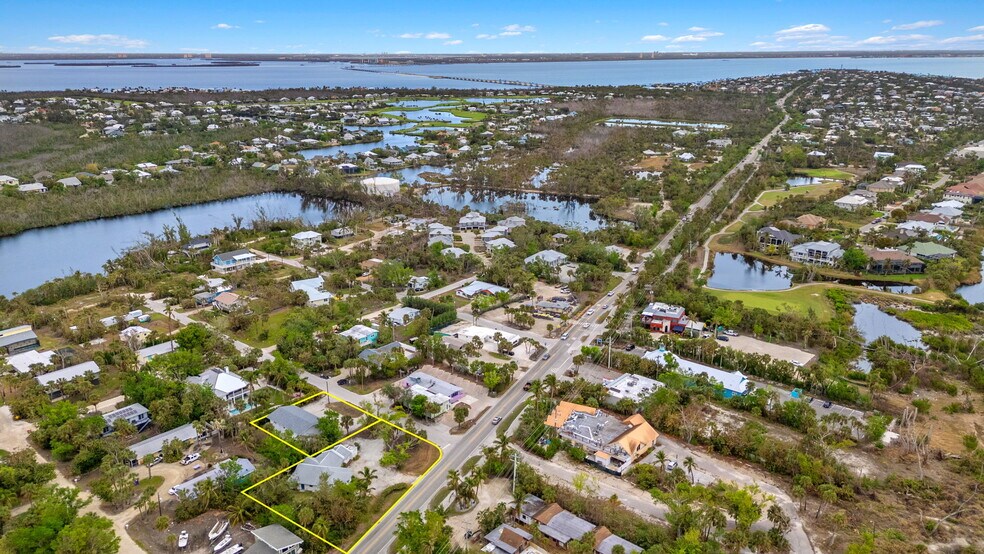 More Photos Of , Sanibel General Retail For Sale