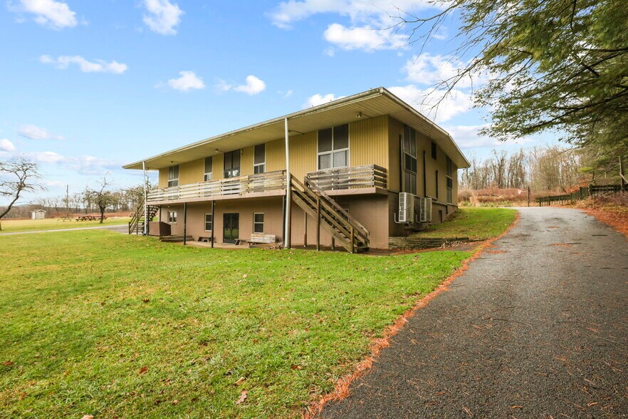 More Photos Of 5734 Durbin Rd, Bellville Specialty For Sale