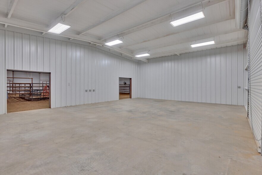 More Photos Of 7405 E County Road 110, Midland Land For Sale