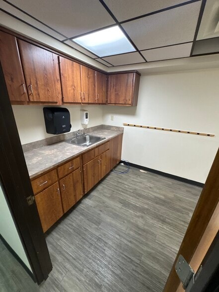 More Photos Of 397 N 9th Ave, Scranton Medical For Sale