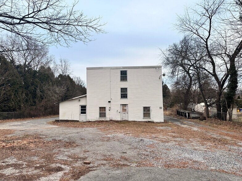 More Photos Of 2511 Gettysburg Rd, Camp Hill Warehouse For Sale