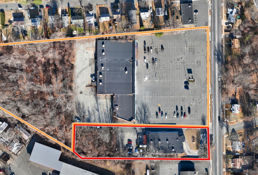 More Photos Of 122-128 Island Pond Rd, Springfield Unknown For Lease