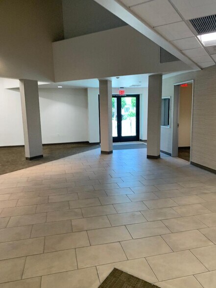 More Photos Of 200 E 4th St, Calexico Bank For Sale