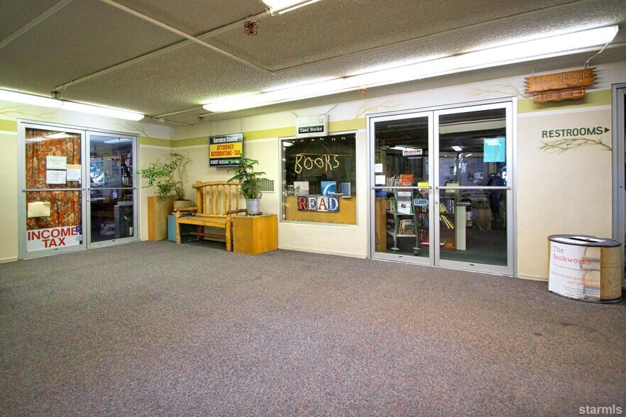 More Photos Of 3330 Lake Tahoe Blvd, South Lake Tahoe Storefront For Sale