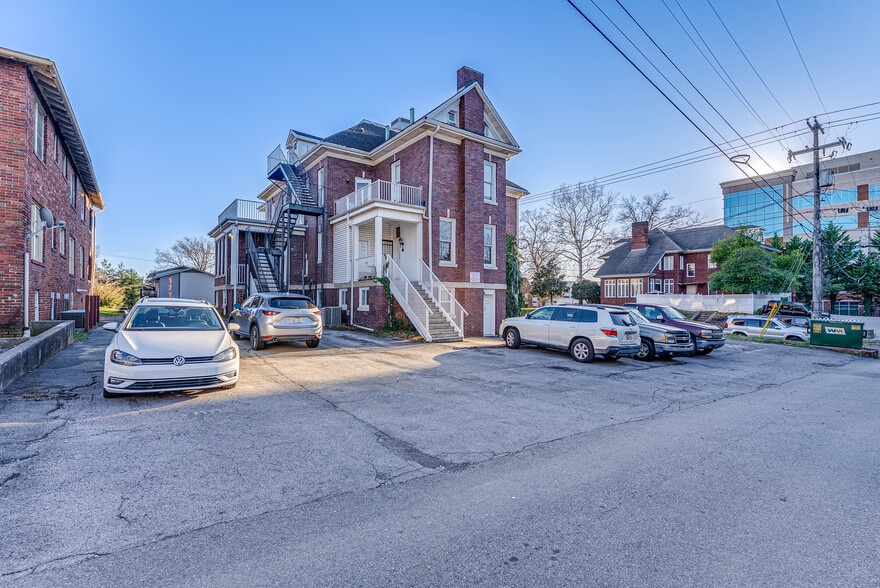 More Photos Of 1733 W Clinch Ave, Knoxville Apartments For Sale