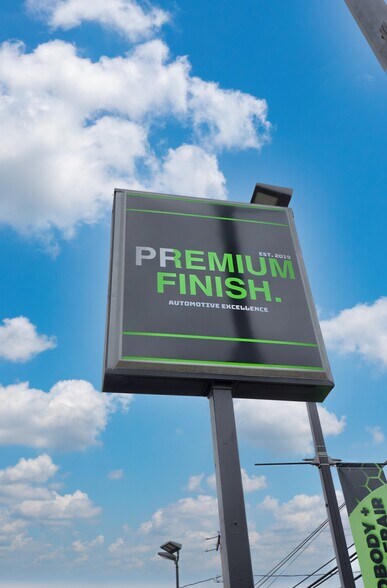 More Photos Of 1310 Manheim Pike, Lancaster Freestanding For Sale