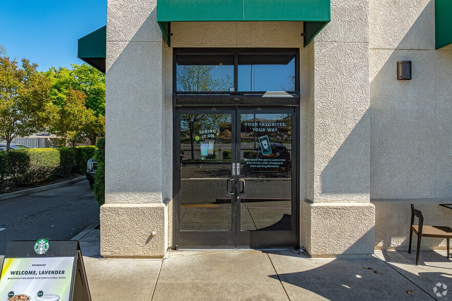 More Photos Of 5874 Antelope Rd, Sacramento Unknown For Lease